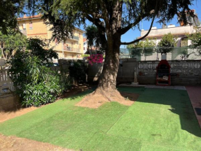 Villa a Schiera litorale Romano 3 stanze 6 posti letto